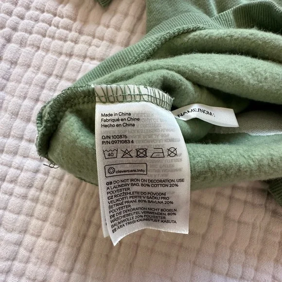 H&M TRex sweater - Picture 4 of 5